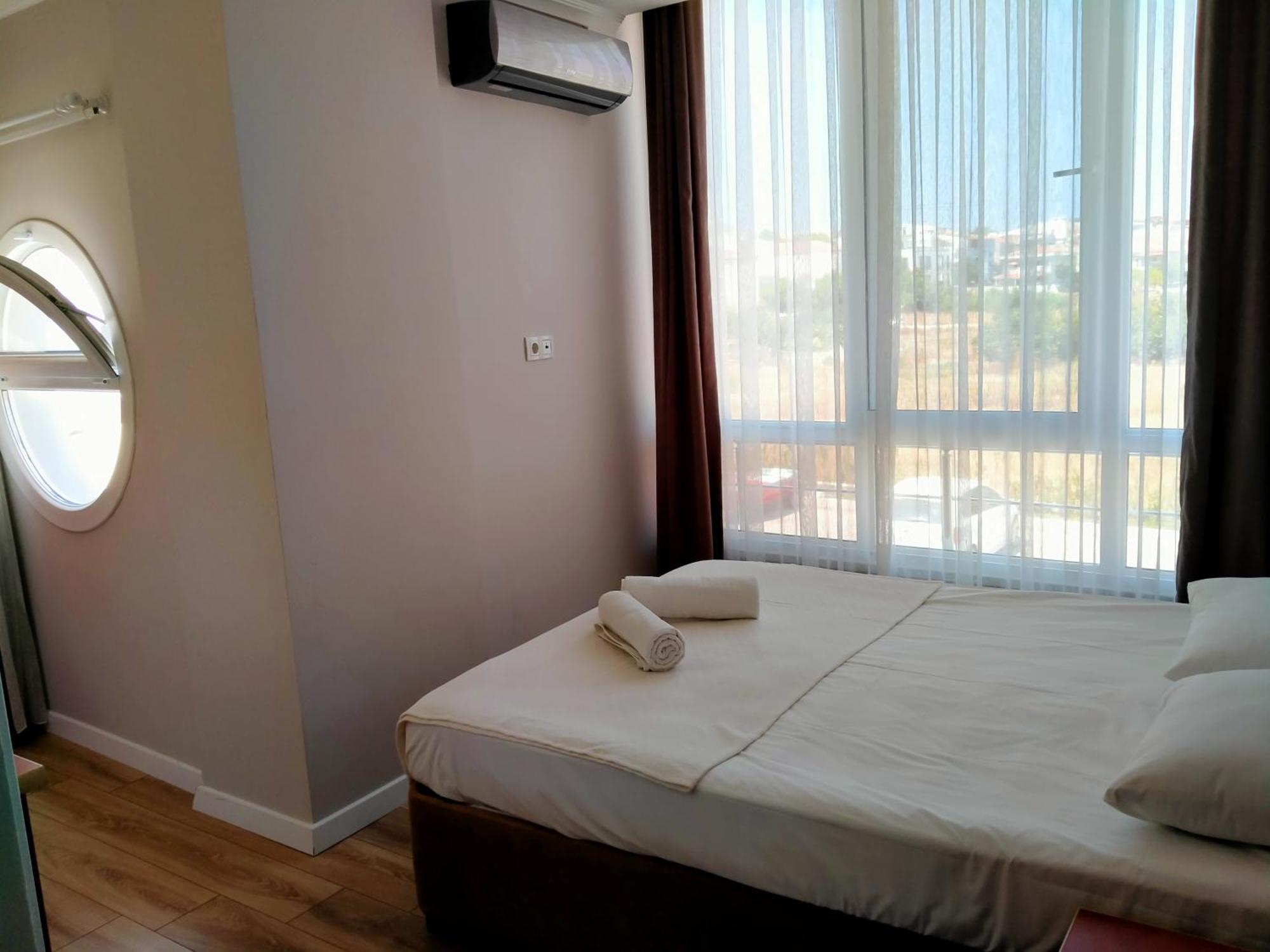 Venues Park Apart Suites Кешме Экстерьер фото